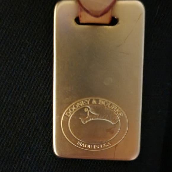 Dooney & Bourke bucket bag - Picture 3 of 9